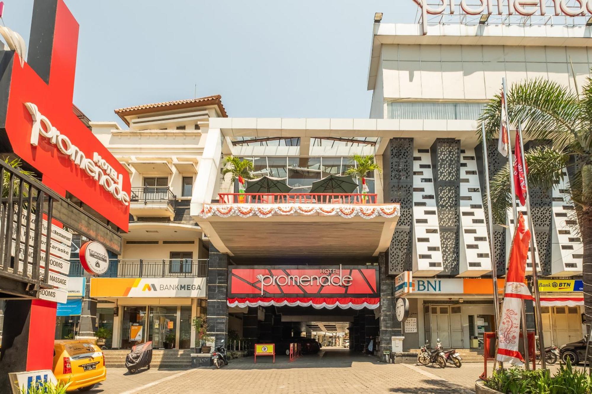 Townhouse Oak Cihampelas Near Ciwalk Formerly Promenade Hotel Bandung Dış mekan fotoğraf