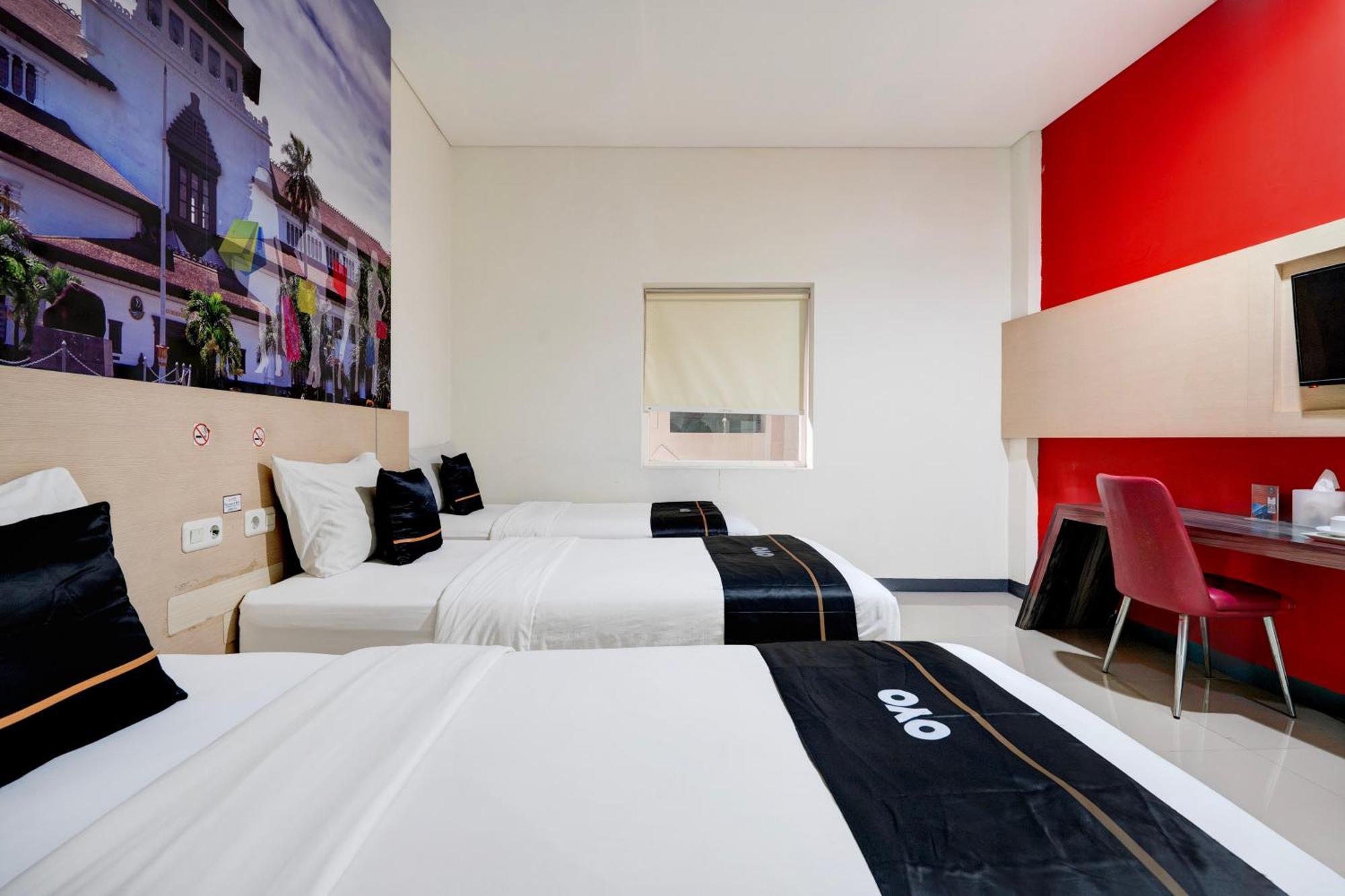 Townhouse Oak Cihampelas Near Ciwalk Formerly Promenade Hotel Bandung Dış mekan fotoğraf