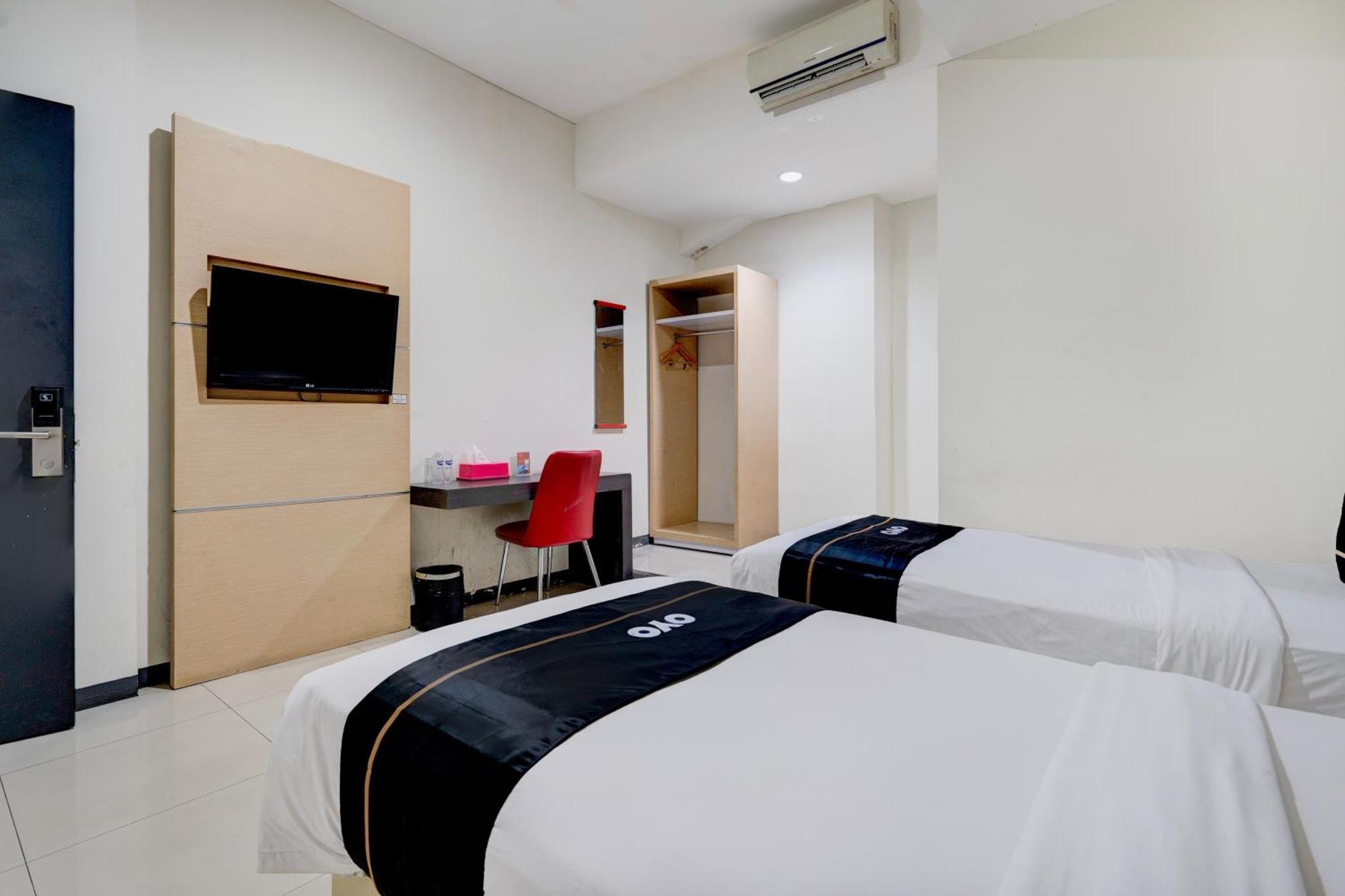 Townhouse Oak Cihampelas Near Ciwalk Formerly Promenade Hotel Bandung Dış mekan fotoğraf